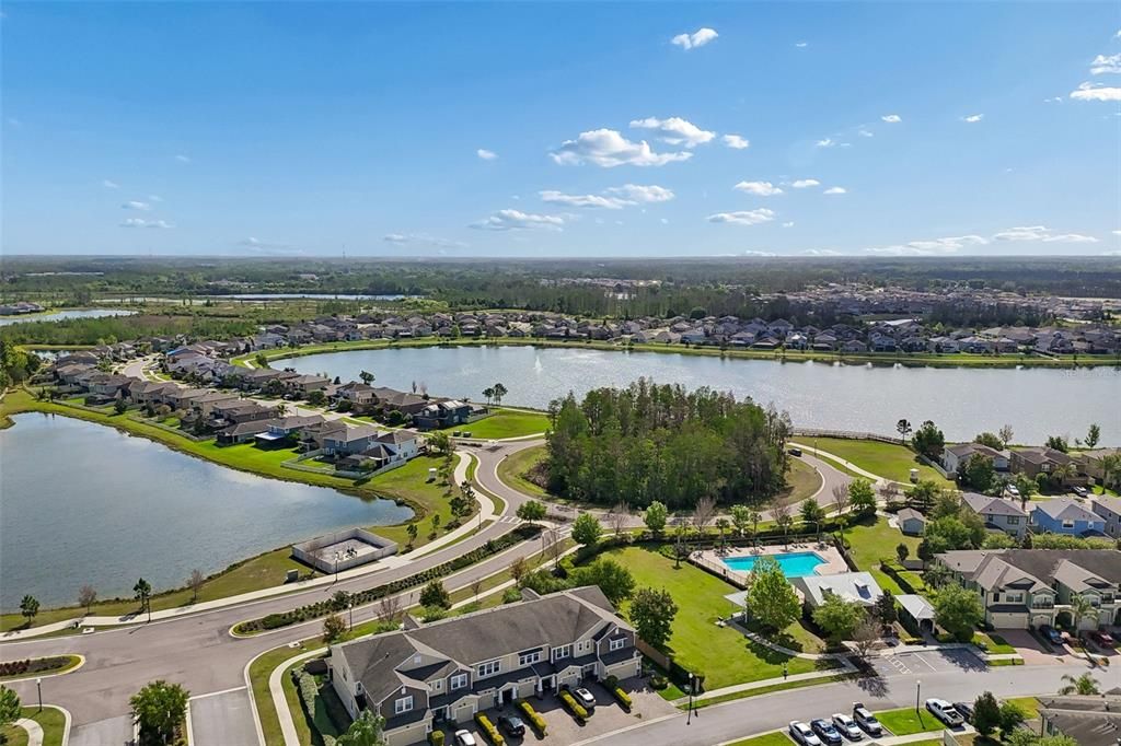 Под контрактом: $330,000 (3 спален, 2 ванн, 1703 Квадратных фут)