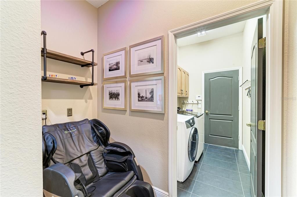 En Venta: $1,015,000 (5 camas, 3 baños, 3556 Pies cuadrados)