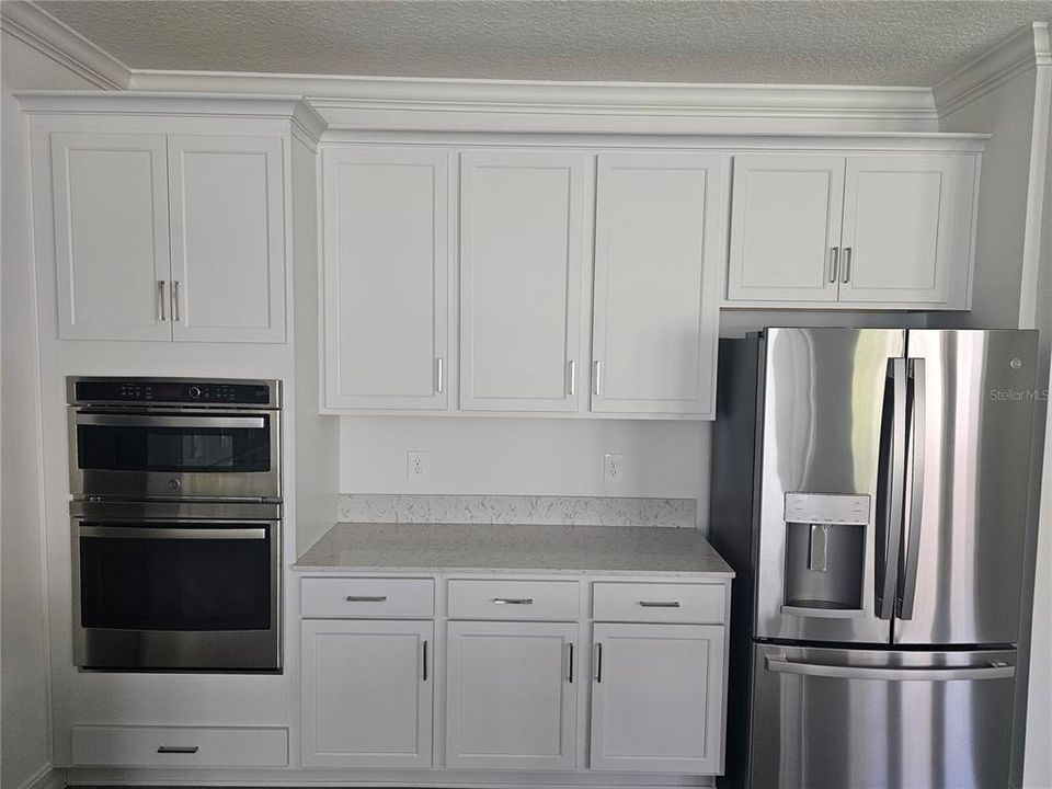 For Rent: $4,800 (5 beds, 4 baths, 3273 Square Feet)