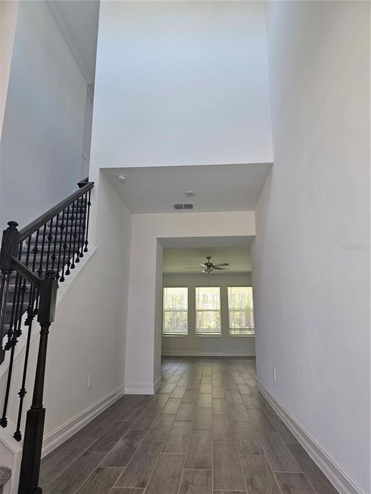 For Rent: $4,800 (5 beds, 4 baths, 3273 Square Feet)