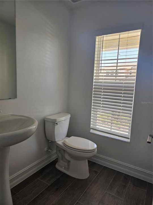 For Rent: $4,800 (5 beds, 4 baths, 3273 Square Feet)