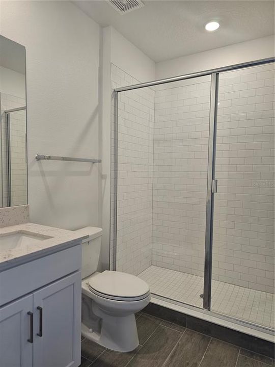 For Rent: $4,800 (5 beds, 4 baths, 3273 Square Feet)