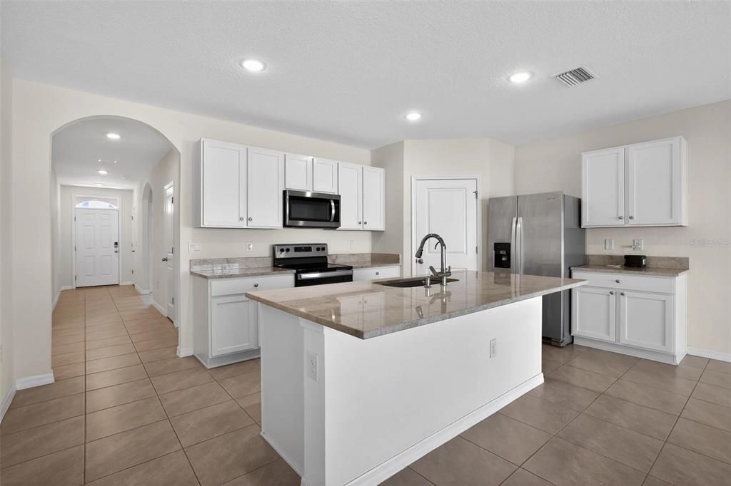 Active With Contract: $3,200 (4 beds, 2 baths, 1852 Square Feet)