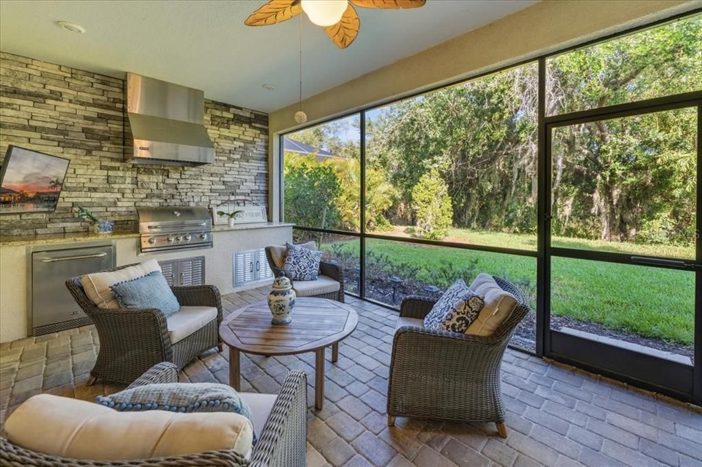 For Rent: $6,000 (4 beds, 2 baths, 2248 Square Feet)