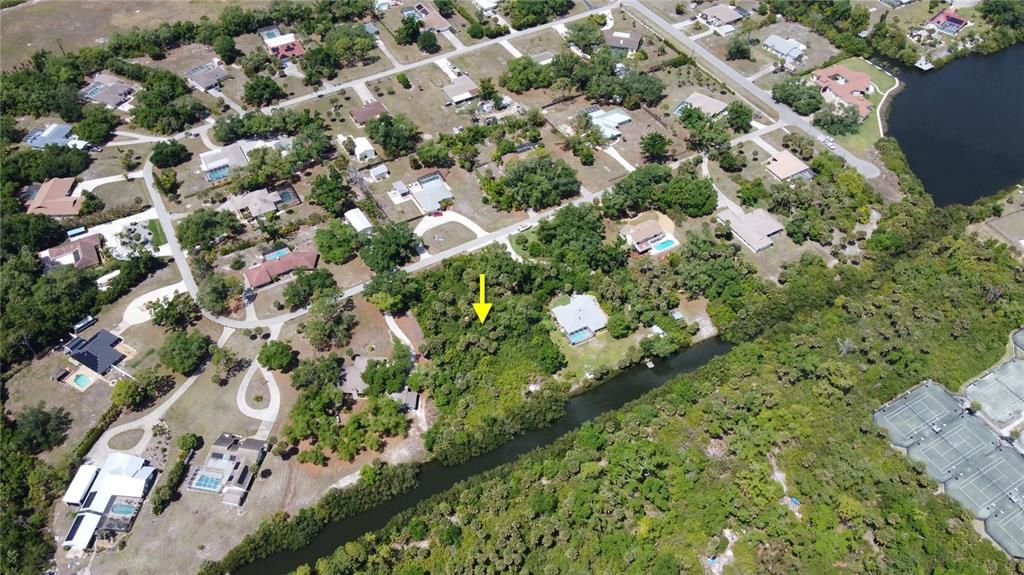 En Venta: $124,900 (1.06 acres)
