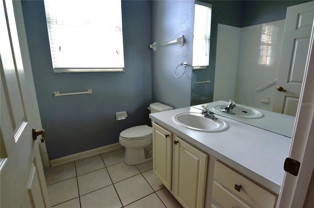 待售: $199,900 (3 贝兹, 2 浴室, 1276 平方英尺)