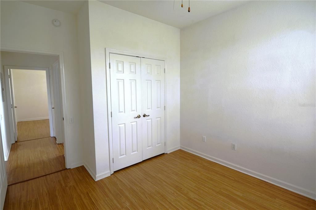 待售: $199,900 (3 贝兹, 2 浴室, 1276 平方英尺)