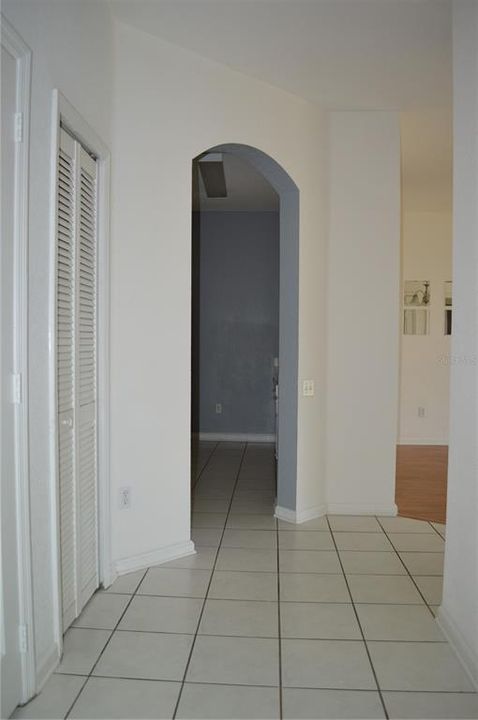 待售: $199,900 (3 贝兹, 2 浴室, 1276 平方英尺)