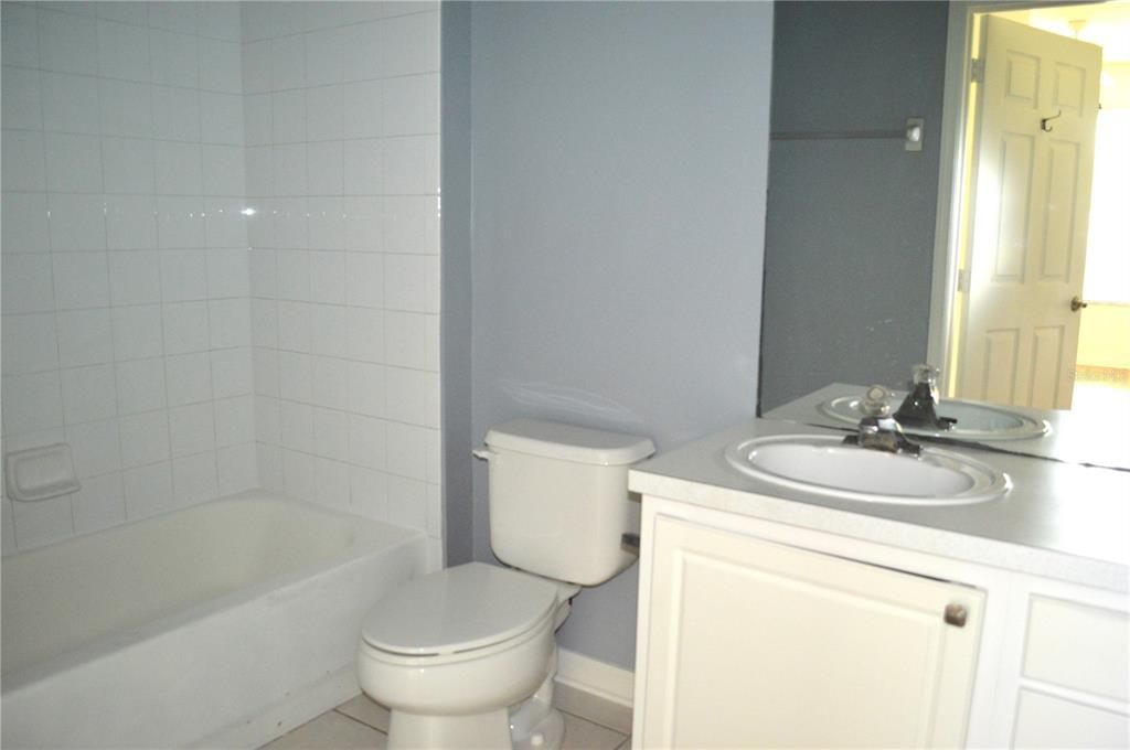 待售: $199,900 (3 贝兹, 2 浴室, 1276 平方英尺)