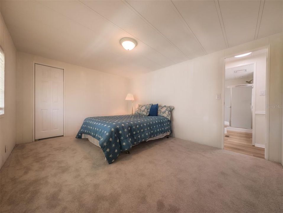 En Venta: $158,900 (2 camas, 2 baños, 1099 Pies cuadrados)