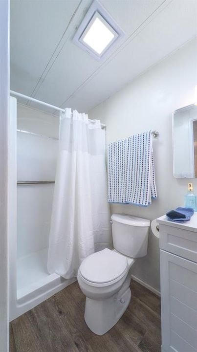 En Venta: $158,900 (2 camas, 2 baños, 1099 Pies cuadrados)