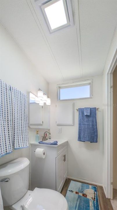 En Venta: $158,900 (2 camas, 2 baños, 1099 Pies cuadrados)