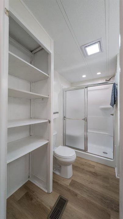 En Venta: $158,900 (2 camas, 2 baños, 1099 Pies cuadrados)