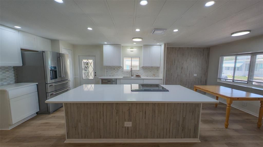 En Venta: $158,900 (2 camas, 2 baños, 1099 Pies cuadrados)