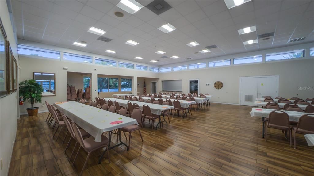 En Venta: $158,900 (2 camas, 2 baños, 1099 Pies cuadrados)