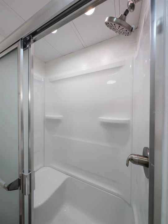 En Venta: $158,900 (2 camas, 2 baños, 1099 Pies cuadrados)