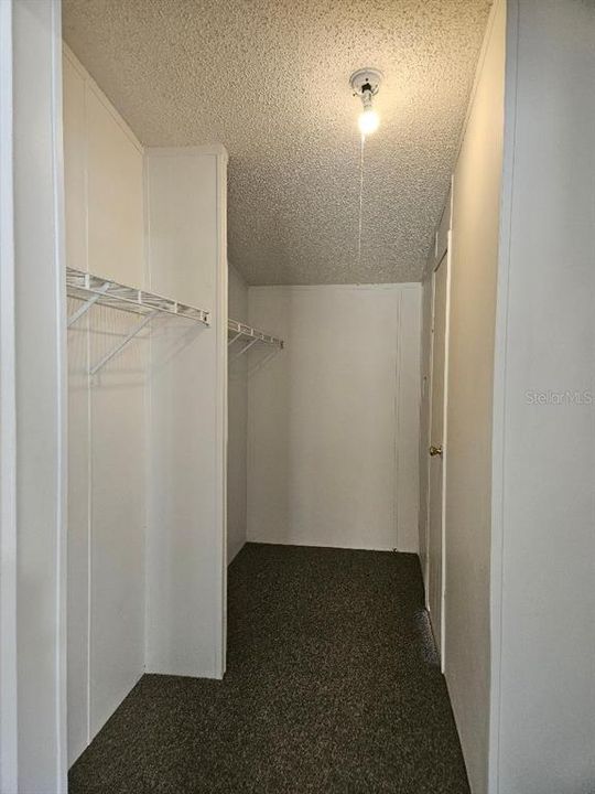 Active With Contract: $239,000 (3 beds, 2 baths, 1536 Square Feet)