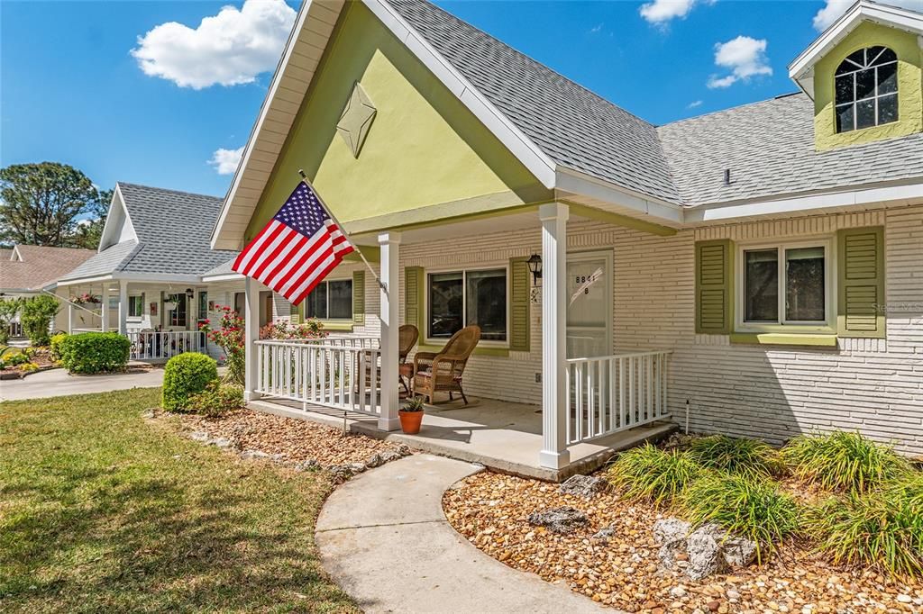 For Sale: $159,900 (2 beds, 2 baths, 1530 Square Feet)