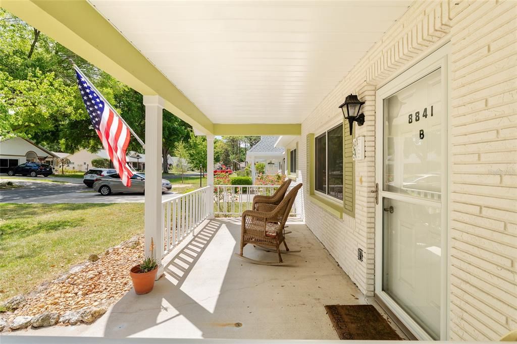 For Sale: $159,900 (2 beds, 2 baths, 1530 Square Feet)