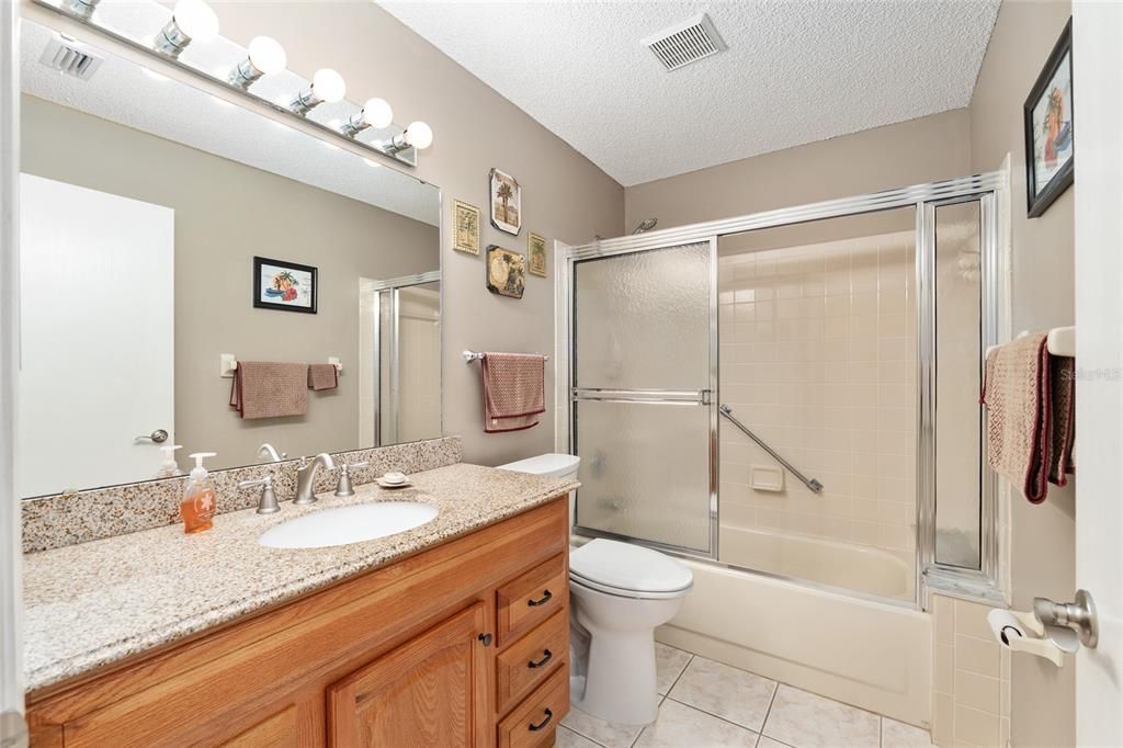 For Sale: $159,900 (2 beds, 2 baths, 1530 Square Feet)