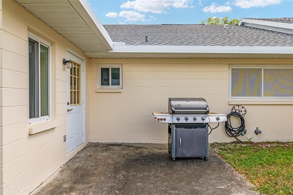 For Sale: $159,900 (2 beds, 2 baths, 1530 Square Feet)