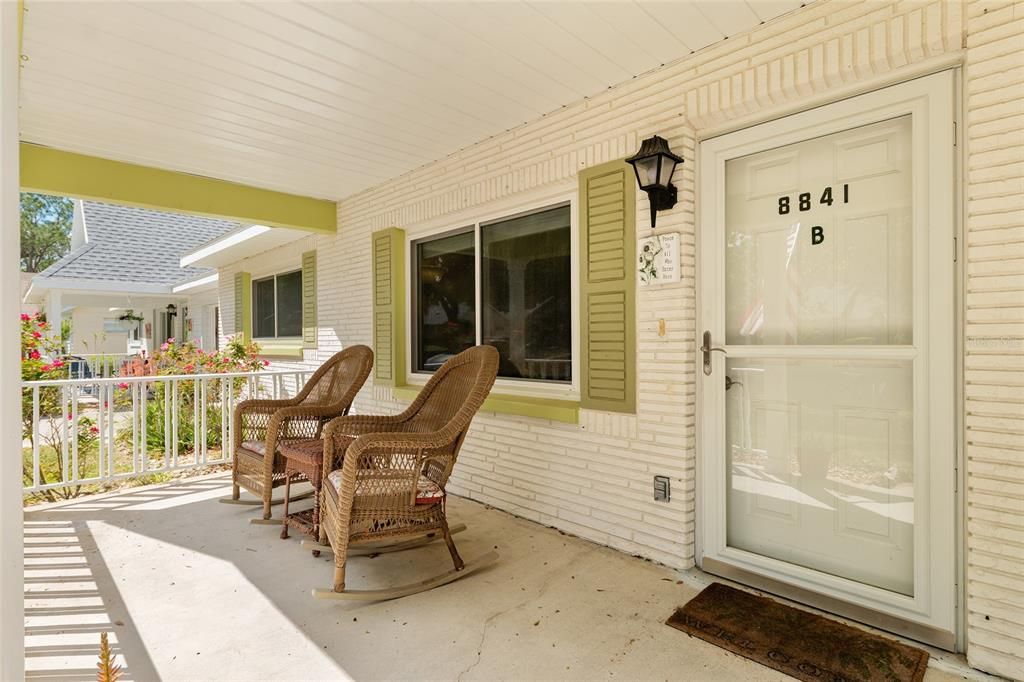 For Sale: $159,900 (2 beds, 2 baths, 1530 Square Feet)