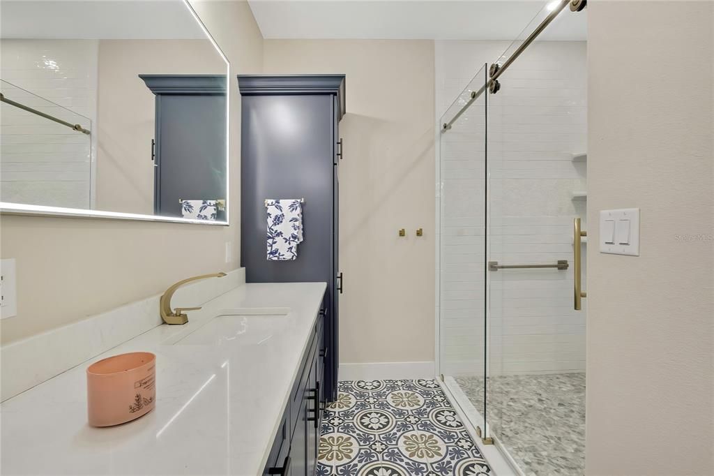 На продажу: $975,000 (4 спален, 4 ванн, 3099 Квадратных фут)