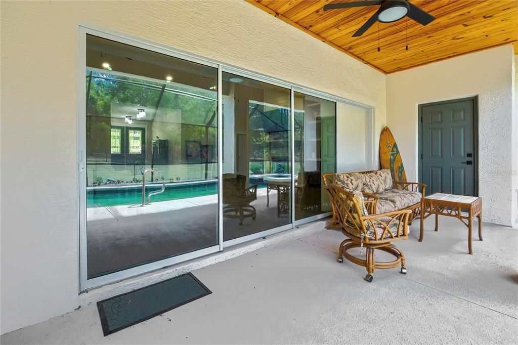 На продажу: $975,000 (4 спален, 4 ванн, 3099 Квадратных фут)