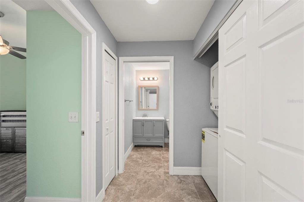 For Sale: $249,900 (2 beds, 2 baths, 1168 Square Feet)