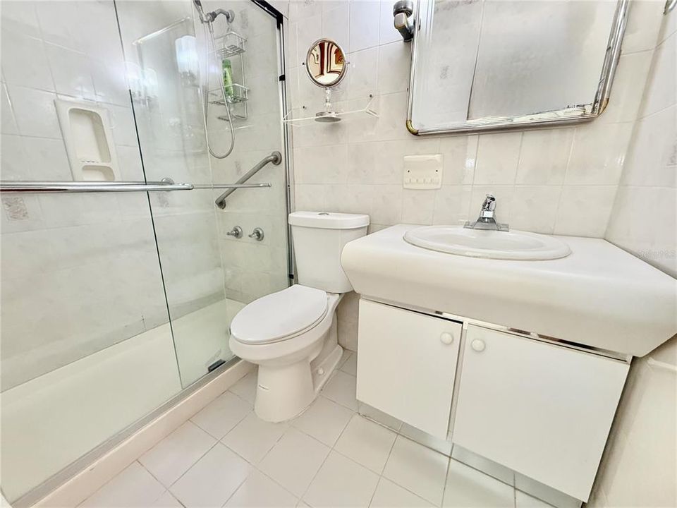 На продажу: $690,000 (4 спален, 2 ванн, 2186 Квадратных фут)