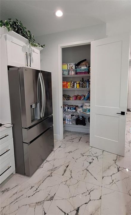 На продажу: $620,000 (3 спален, 2 ванн, 1800 Квадратных фут)