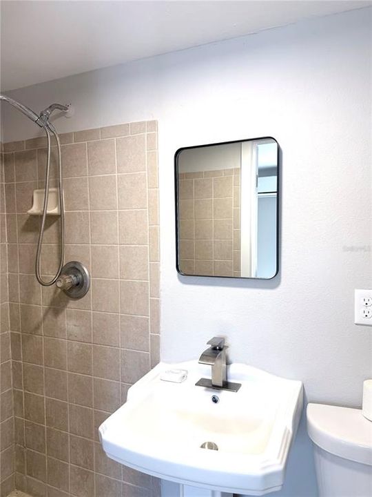 Activo con contrato: $274,990 (1 camas, 1 baños, 407 Pies cuadrados)