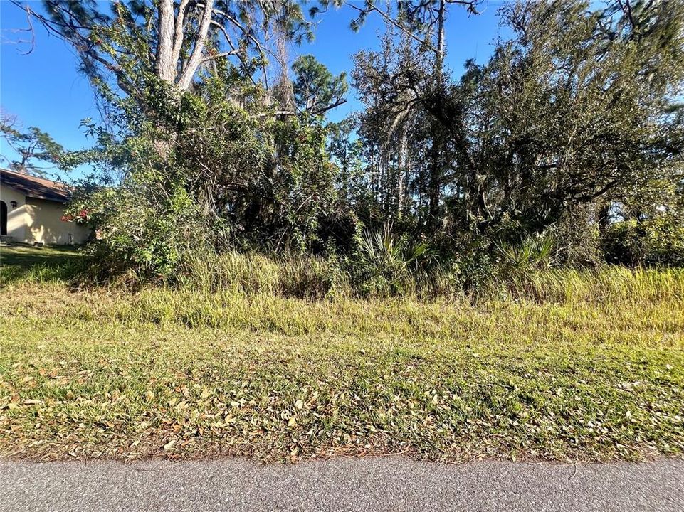 En Venta: $95,000 (0.23 acres)