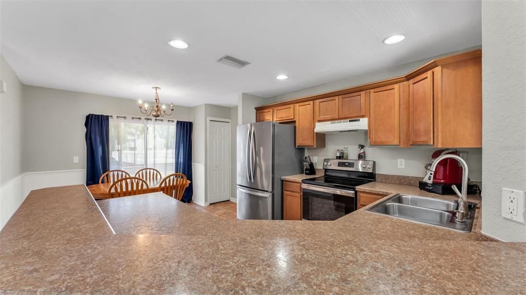 En Venta: $248,999 (3 camas, 2 baños, 1602 Pies cuadrados)