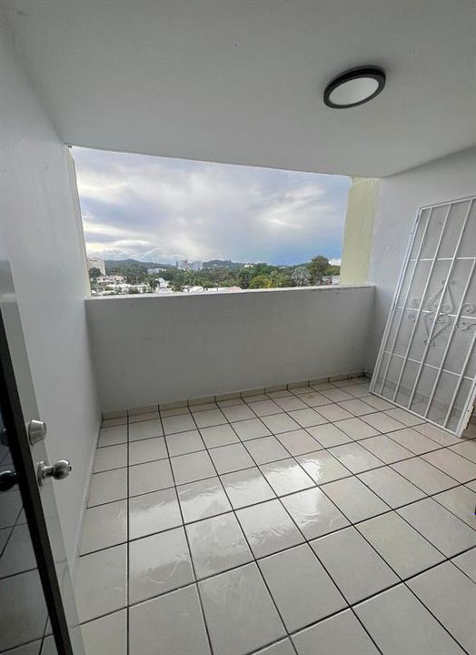 В аренду: $2,100 (3 спален, 2 ванн, 1075 Квадратных фут)