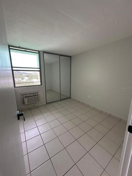 В аренду: $2,100 (3 спален, 2 ванн, 1075 Квадратных фут)