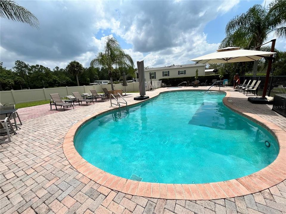 For Sale: $135,000 (1 beds, 1 baths, 504 Square Feet)