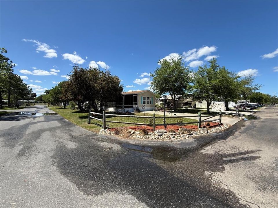 For Sale: $135,000 (1 beds, 1 baths, 504 Square Feet)