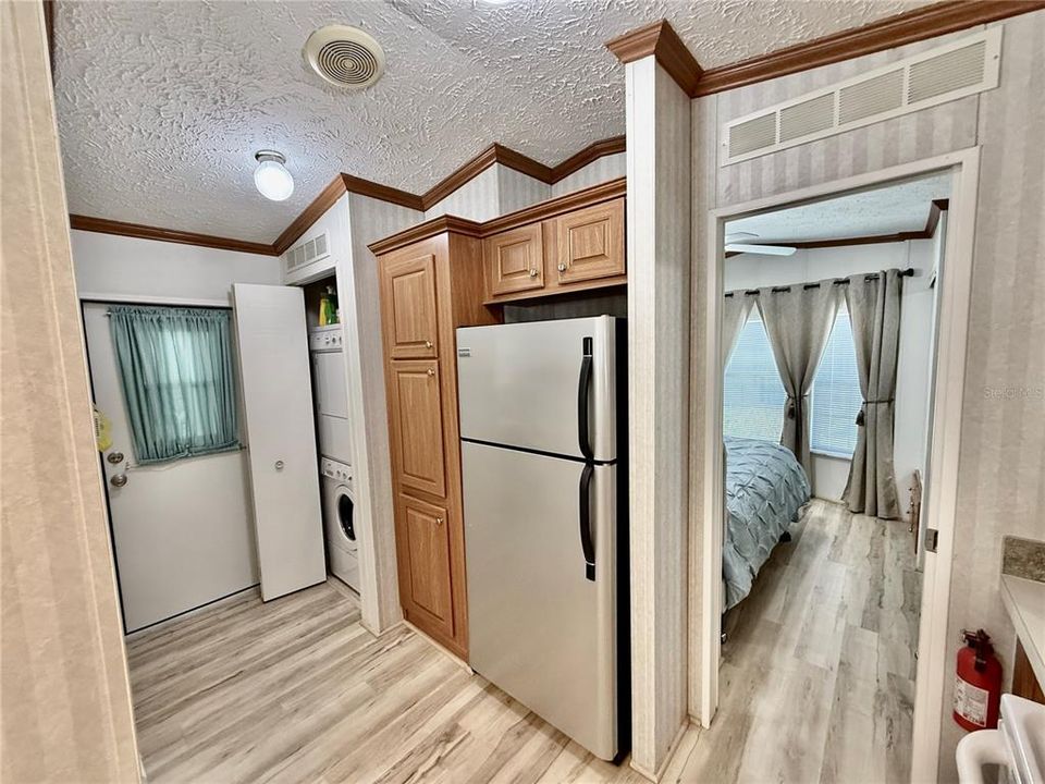 For Sale: $135,000 (1 beds, 1 baths, 504 Square Feet)