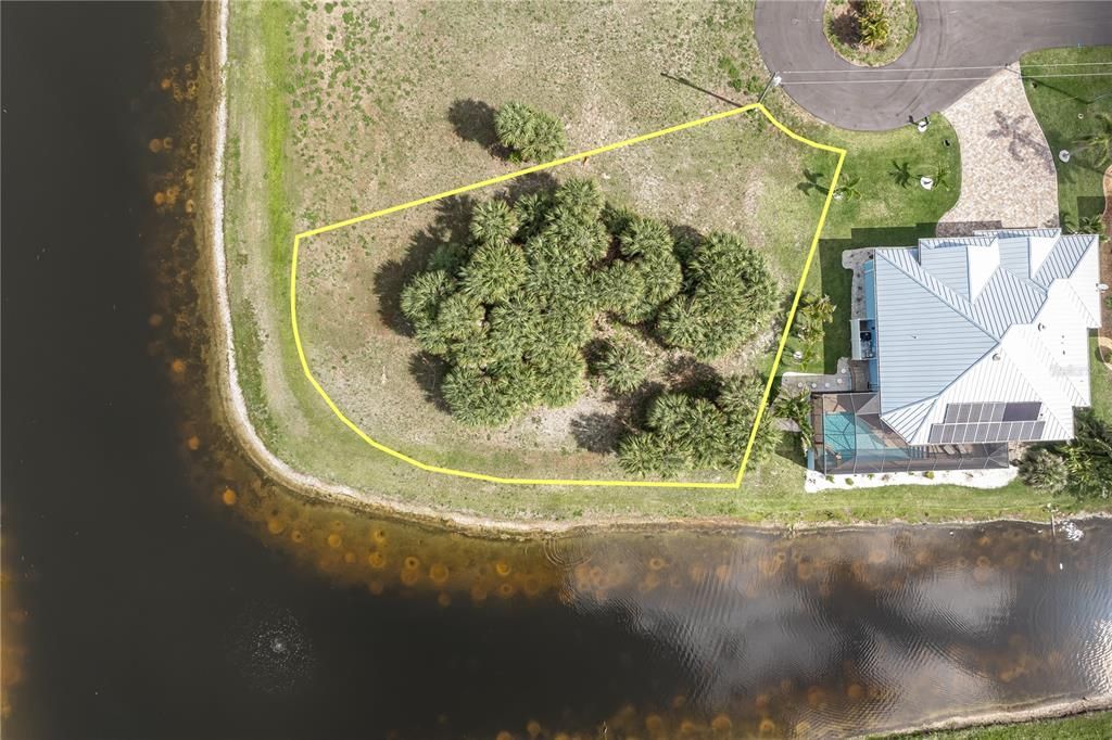 待售: $146,400 (0.31 acres)