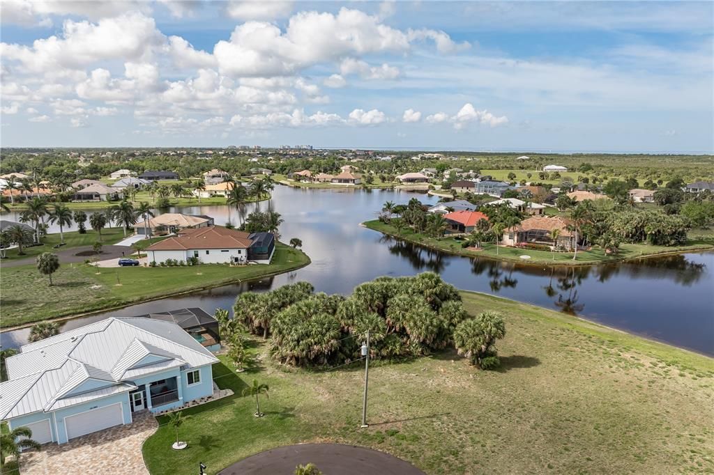 待售: $146,400 (0.31 acres)