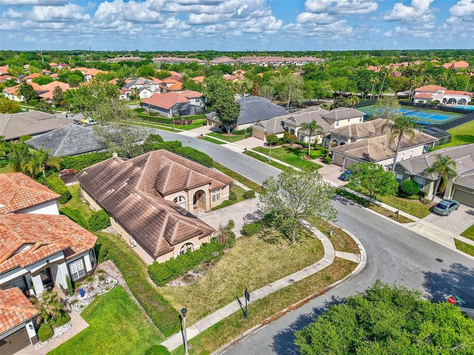 Active With Contract: $585,000 (4 beds, 3 baths, 2553 Square Feet)
