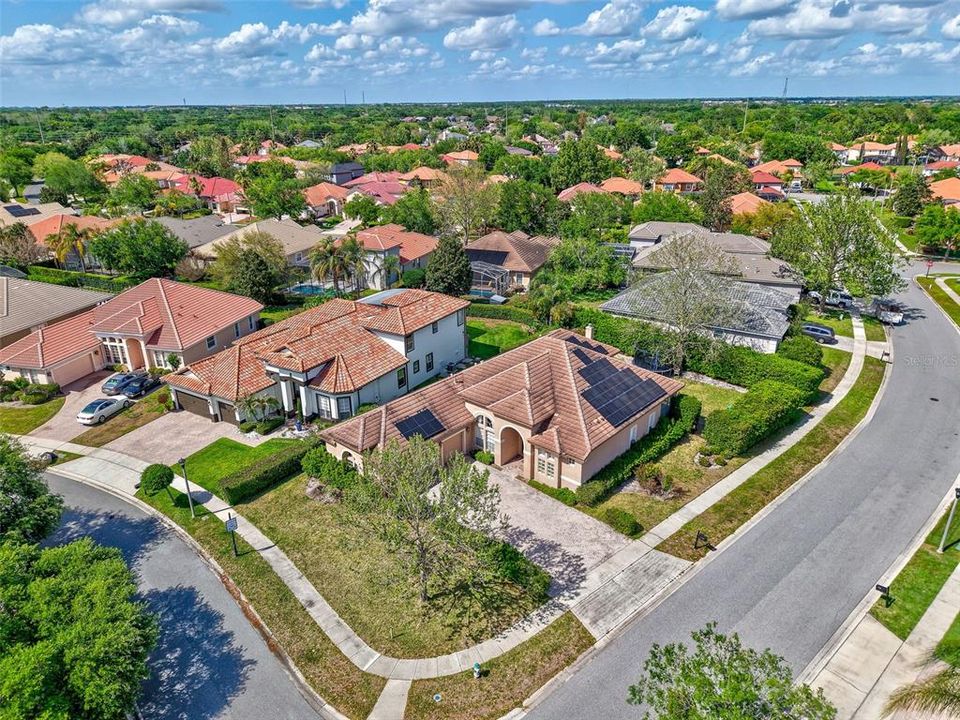 Active With Contract: $585,000 (4 beds, 3 baths, 2553 Square Feet)