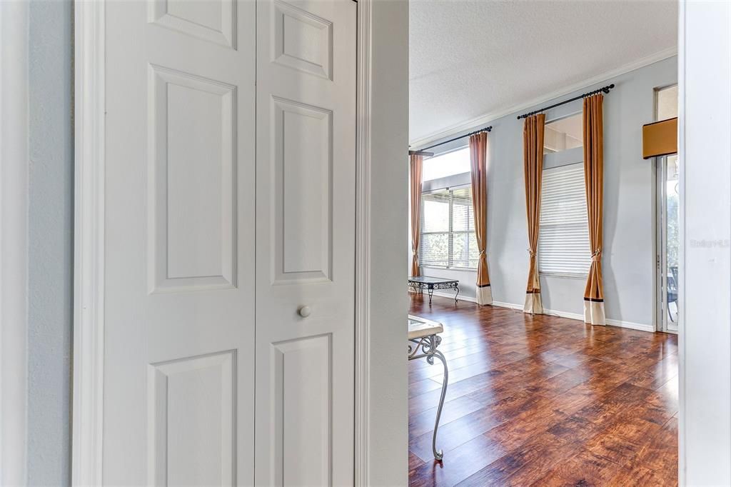 Active With Contract: $585,000 (4 beds, 3 baths, 2553 Square Feet)