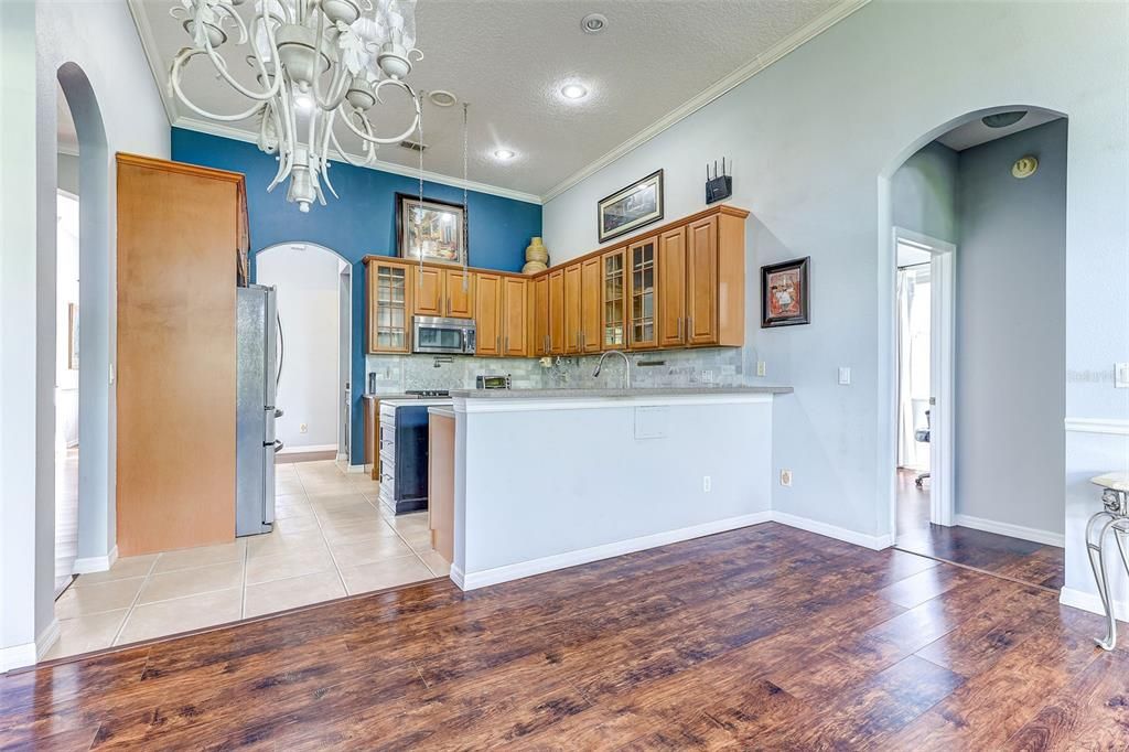Active With Contract: $585,000 (4 beds, 3 baths, 2553 Square Feet)