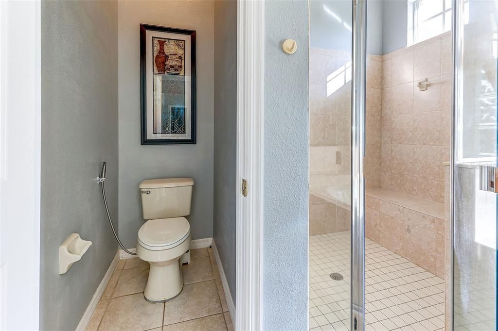 Active With Contract: $585,000 (4 beds, 3 baths, 2553 Square Feet)