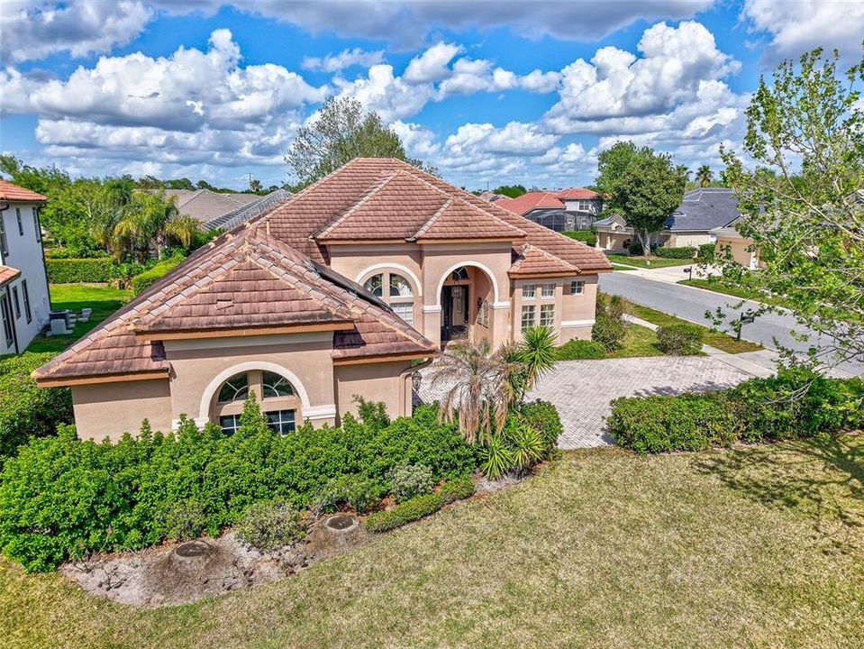 Active With Contract: $585,000 (4 beds, 3 baths, 2553 Square Feet)
