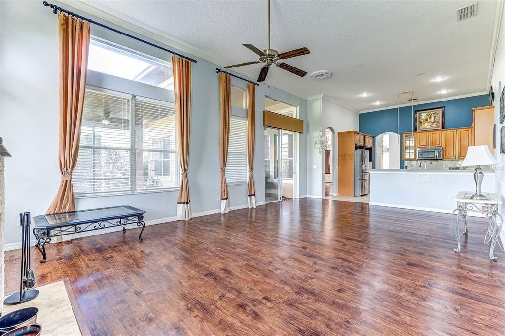Active With Contract: $585,000 (4 beds, 3 baths, 2553 Square Feet)
