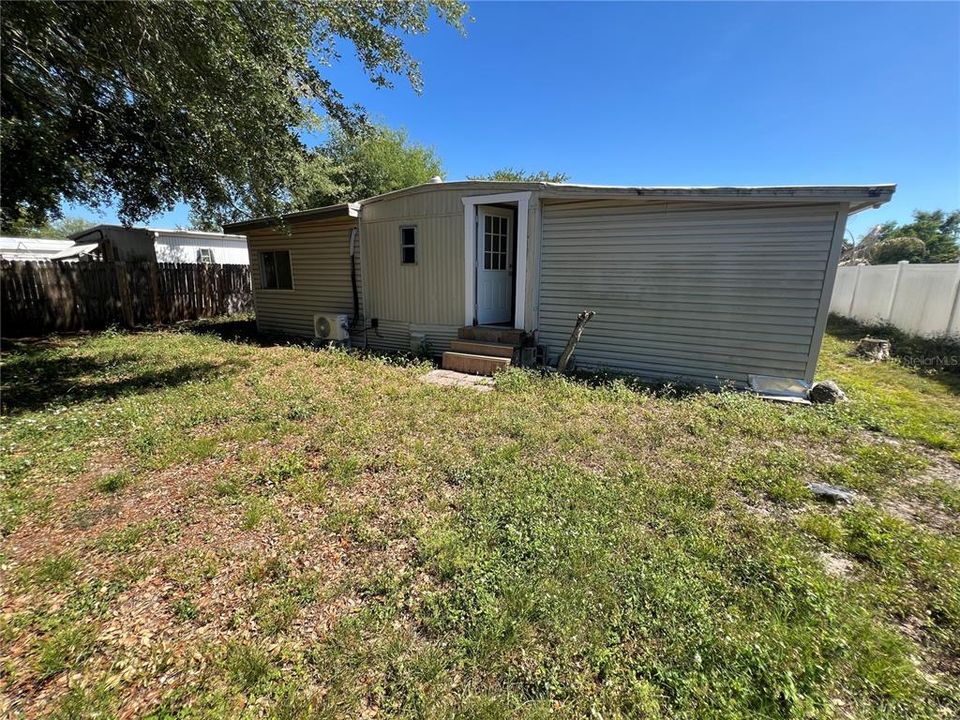 En Venta: $219,000 (4 camas, 2 baños, 1530 Pies cuadrados)