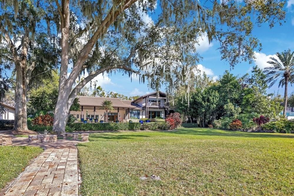 For Rent: $15,000 (4 beds, 3 baths, 5273 Square Feet)